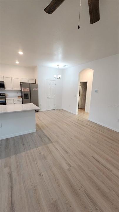 Active With Contract: $255,000 (3 beds, 2 baths, 1174 Square Feet)