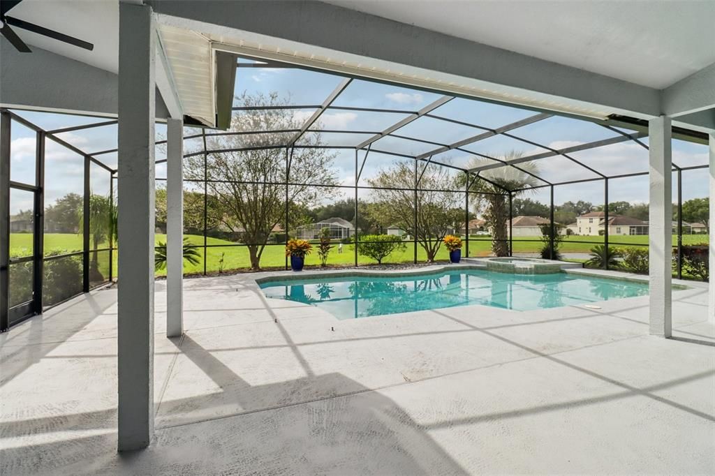 На продажу: $824,900 (4 спален, 3 ванн, 2642 Квадратных фут)