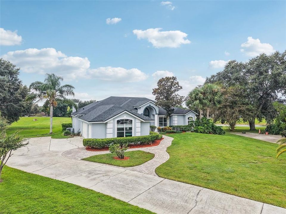 На продажу: $824,900 (4 спален, 3 ванн, 2642 Квадратных фут)