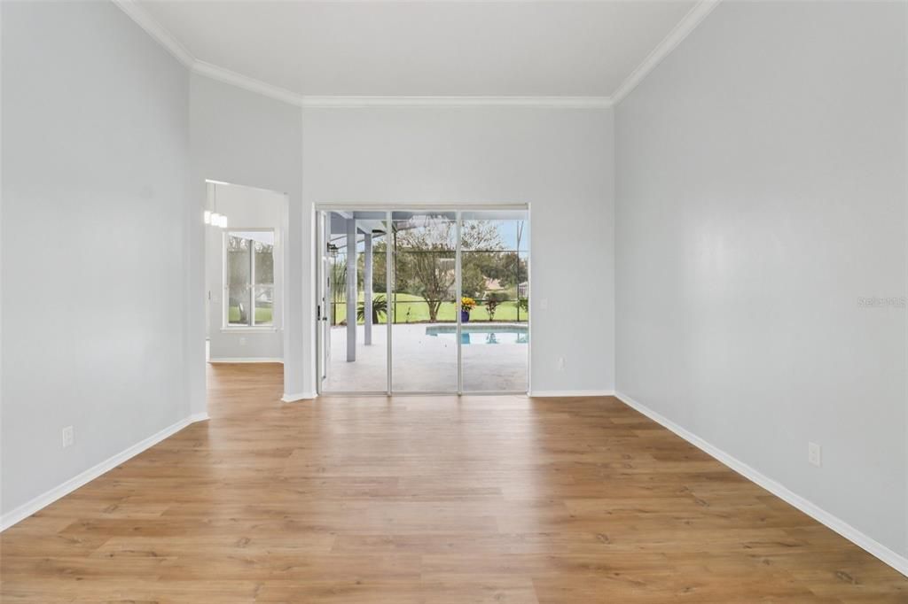 На продажу: $824,900 (4 спален, 3 ванн, 2642 Квадратных фут)