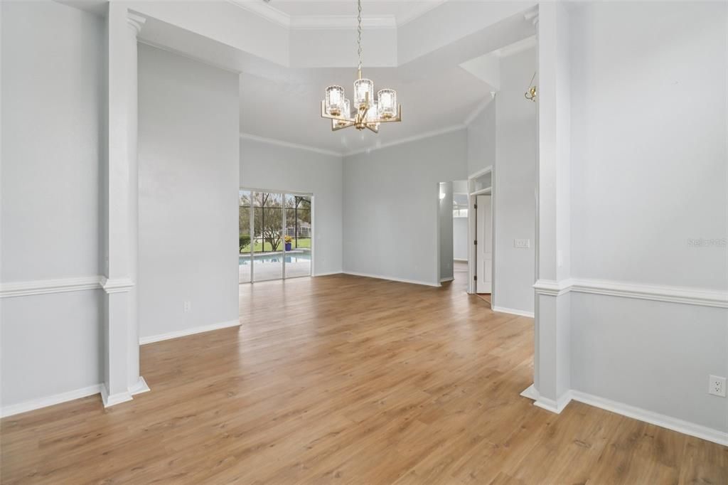 На продажу: $824,900 (4 спален, 3 ванн, 2642 Квадратных фут)