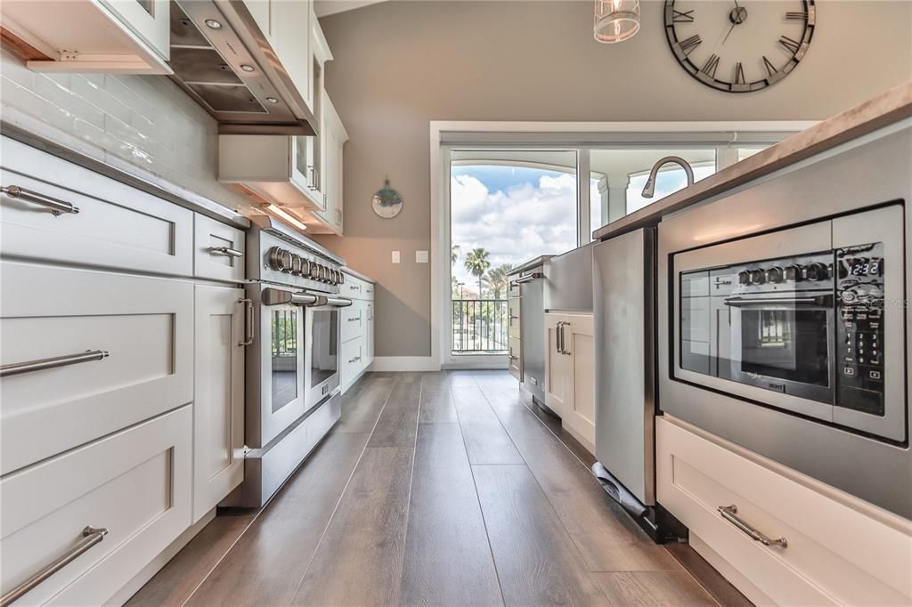 Activo con contrato: $1,499,000 (3 camas, 4 baños, 3478 Pies cuadrados)