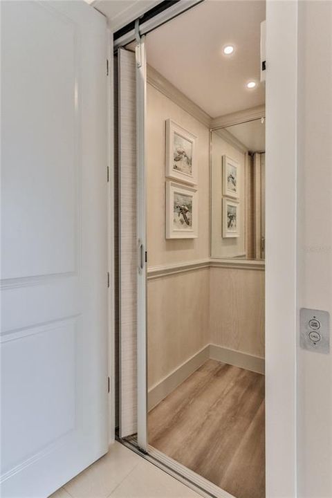 Activo con contrato: $1,499,000 (3 camas, 4 baños, 3478 Pies cuadrados)