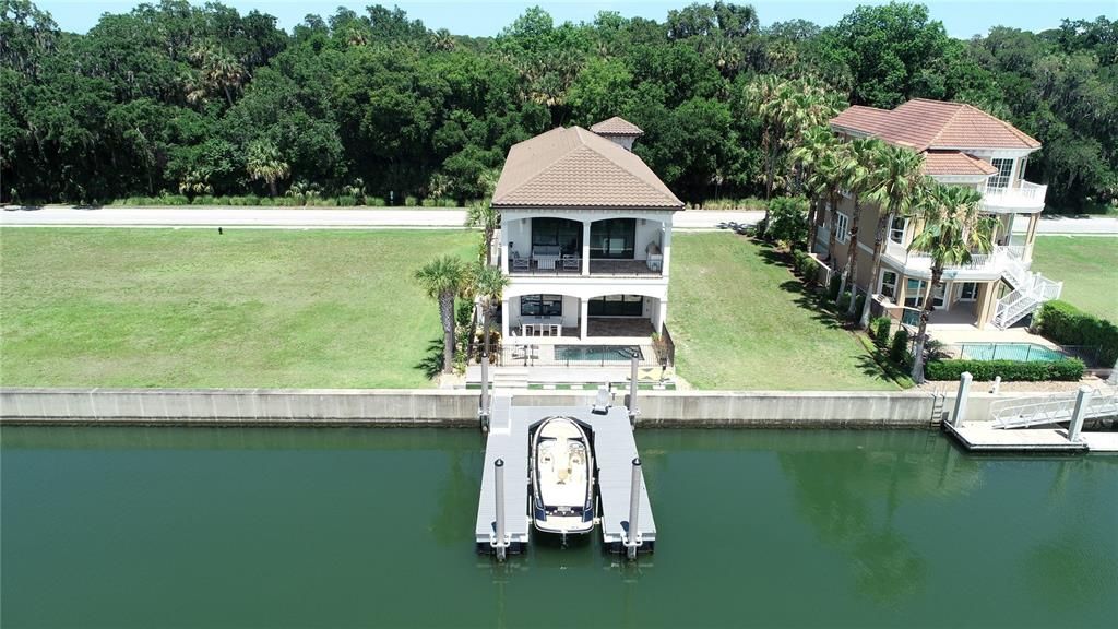 Activo con contrato: $1,499,000 (3 camas, 4 baños, 3478 Pies cuadrados)