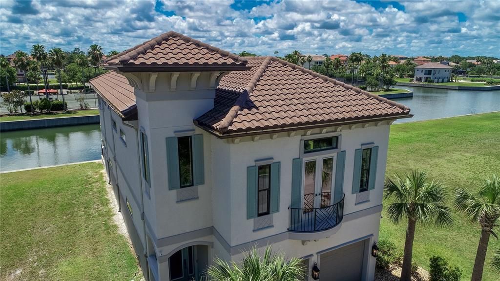 Activo con contrato: $1,499,000 (3 camas, 4 baños, 3478 Pies cuadrados)