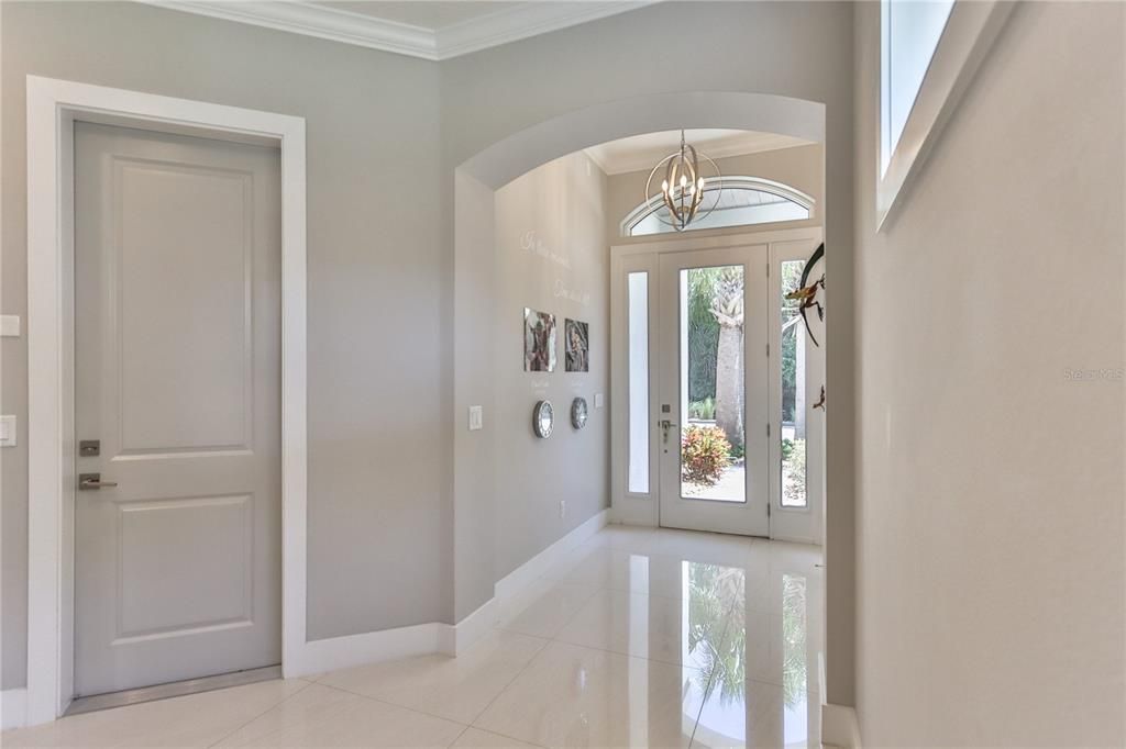 Activo con contrato: $1,499,000 (3 camas, 4 baños, 3478 Pies cuadrados)