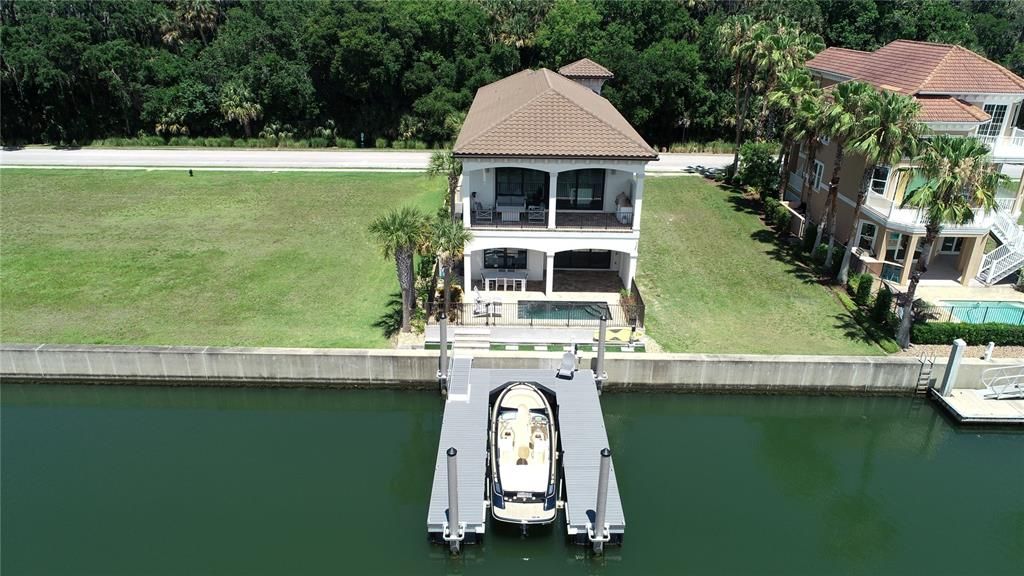 Activo con contrato: $1,499,000 (3 camas, 4 baños, 3478 Pies cuadrados)