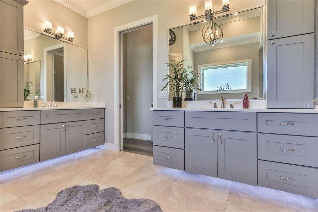 Activo con contrato: $1,499,000 (3 camas, 4 baños, 3478 Pies cuadrados)