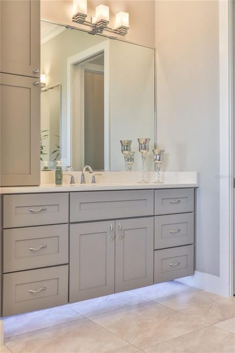 Activo con contrato: $1,499,000 (3 camas, 4 baños, 3478 Pies cuadrados)