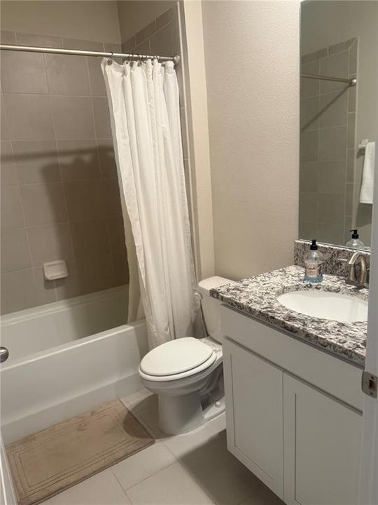 For Rent: $3,250 (4 beds, 2 baths, 2035 Square Feet)