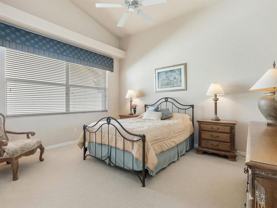 Active With Contract: $525,000 (3 beds, 2 baths, 2252 Square Feet)