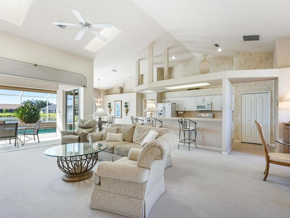 Active With Contract: $525,000 (3 beds, 2 baths, 2252 Square Feet)