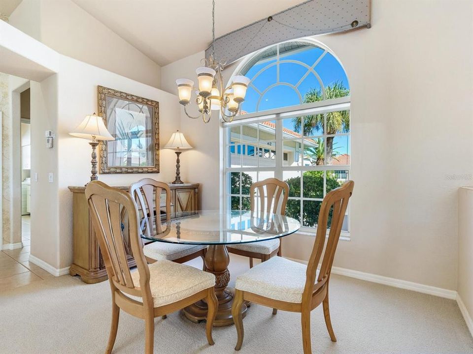 Active With Contract: $525,000 (3 beds, 2 baths, 2252 Square Feet)