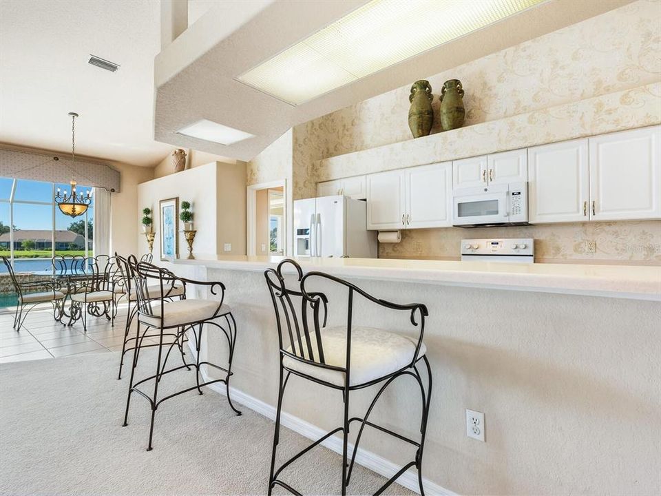 Active With Contract: $525,000 (3 beds, 2 baths, 2252 Square Feet)