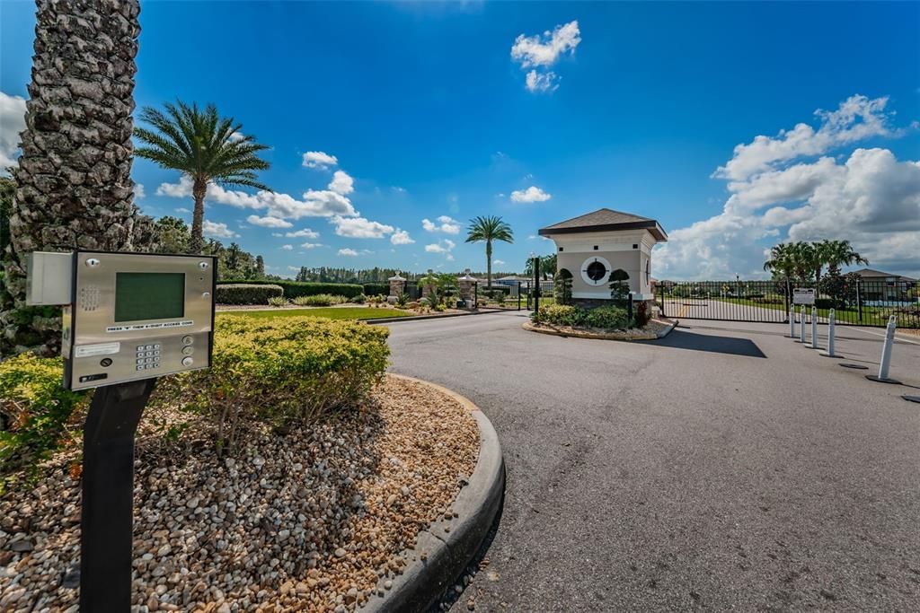 Active With Contract: $515,000 (4 beds, 4 baths, 2562 Square Feet)