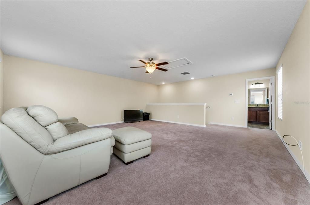 Active With Contract: $515,000 (4 beds, 4 baths, 2562 Square Feet)