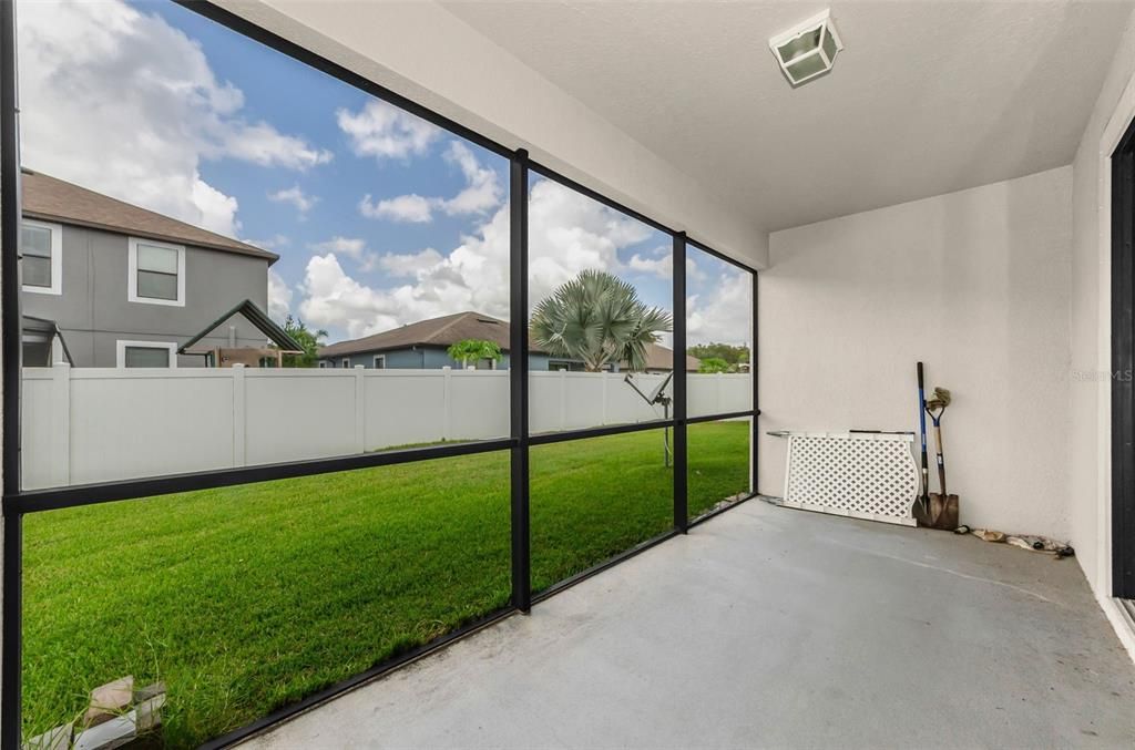 Active With Contract: $515,000 (4 beds, 4 baths, 2562 Square Feet)