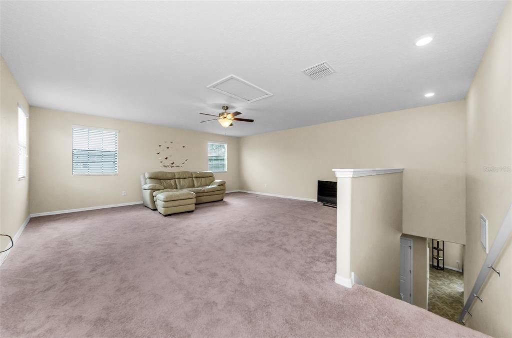 Active With Contract: $515,000 (4 beds, 4 baths, 2562 Square Feet)