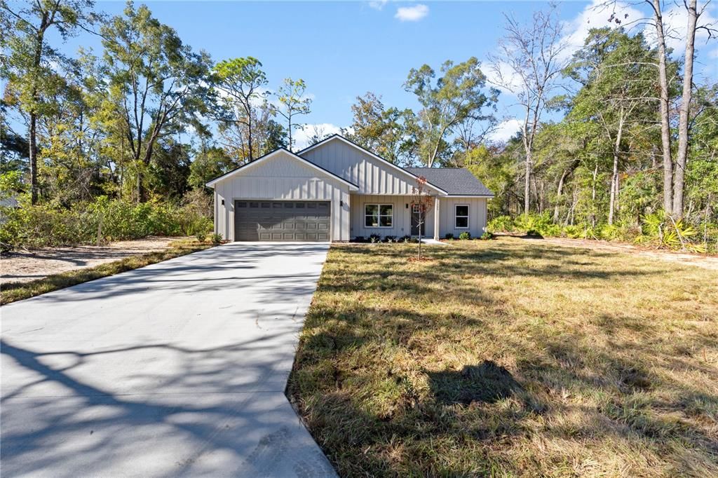 For Sale: $339,500 (3 beds, 2 baths, 1321 Square Feet)