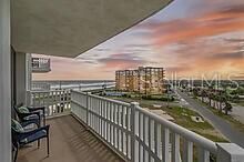 На продажу: $369,000 (2 спален, 2 ванн, 1358 Квадратных фут)