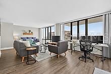 На продажу: $369,000 (2 спален, 2 ванн, 1358 Квадратных фут)