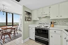 На продажу: $369,000 (2 спален, 2 ванн, 1358 Квадратных фут)