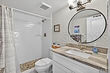 На продажу: $369,000 (2 спален, 2 ванн, 1358 Квадратных фут)