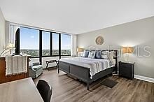 На продажу: $369,000 (2 спален, 2 ванн, 1358 Квадратных фут)