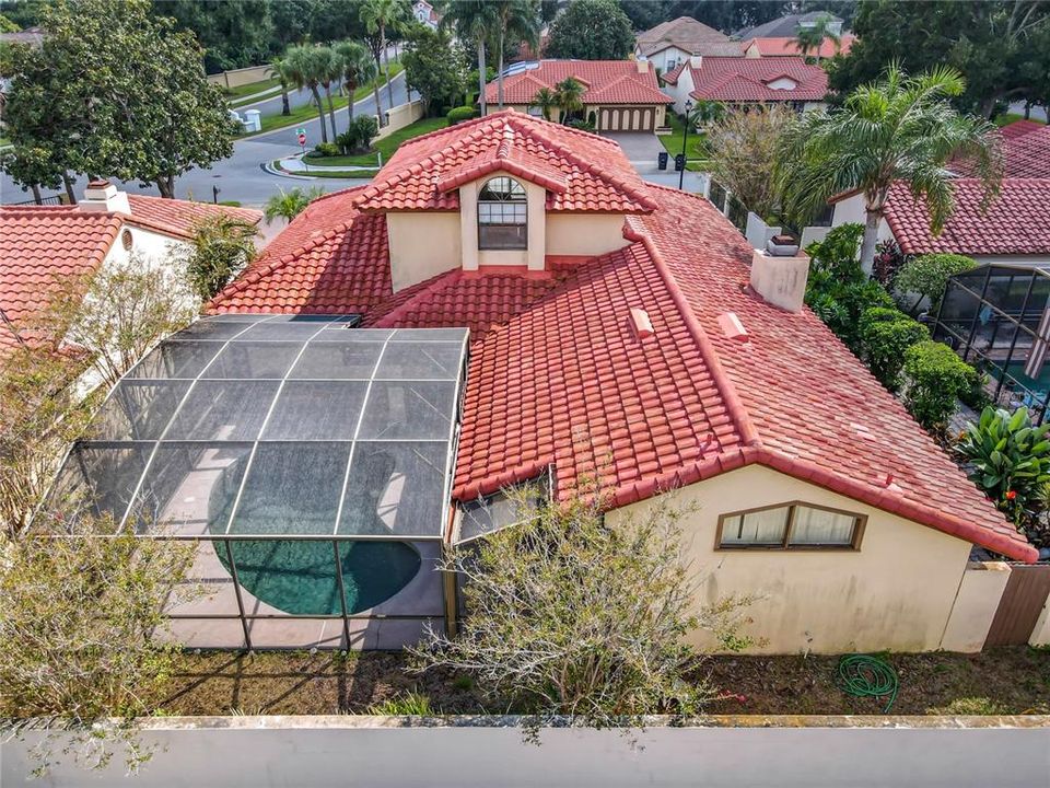 Activo con contrato: $615,000 (3 camas, 2 baños, 2296 Pies cuadrados)