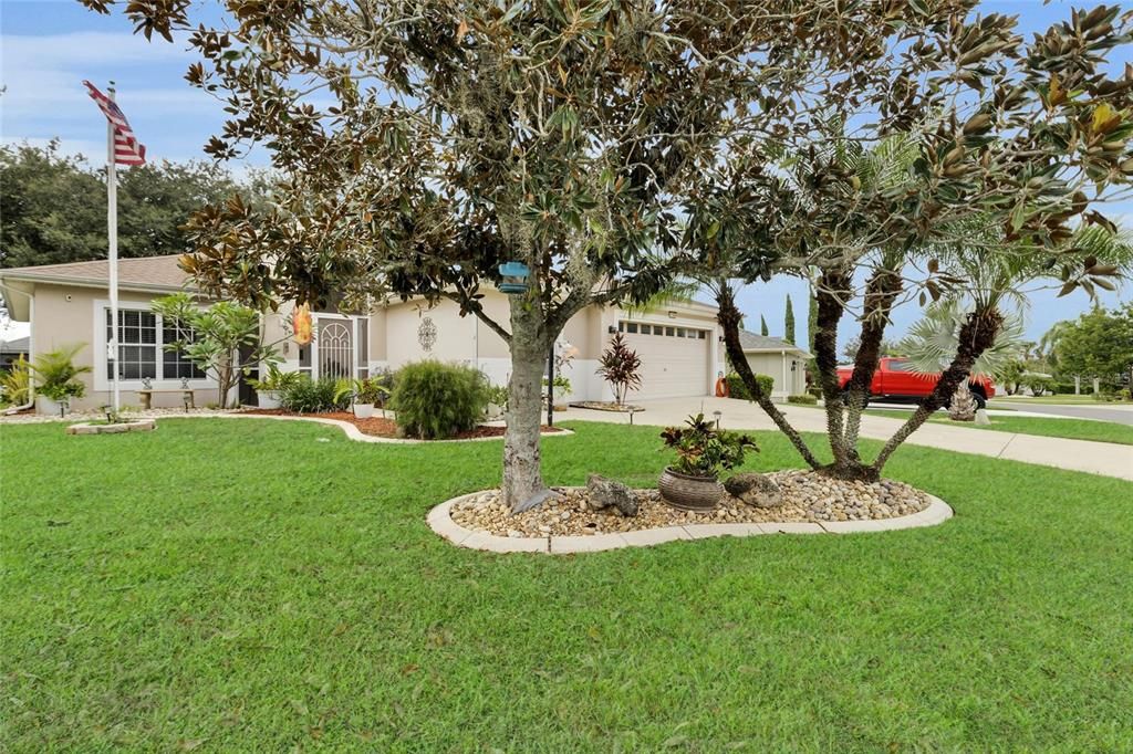 For Sale: $368,000 (3 beds, 2 baths, 1889 Square Feet)