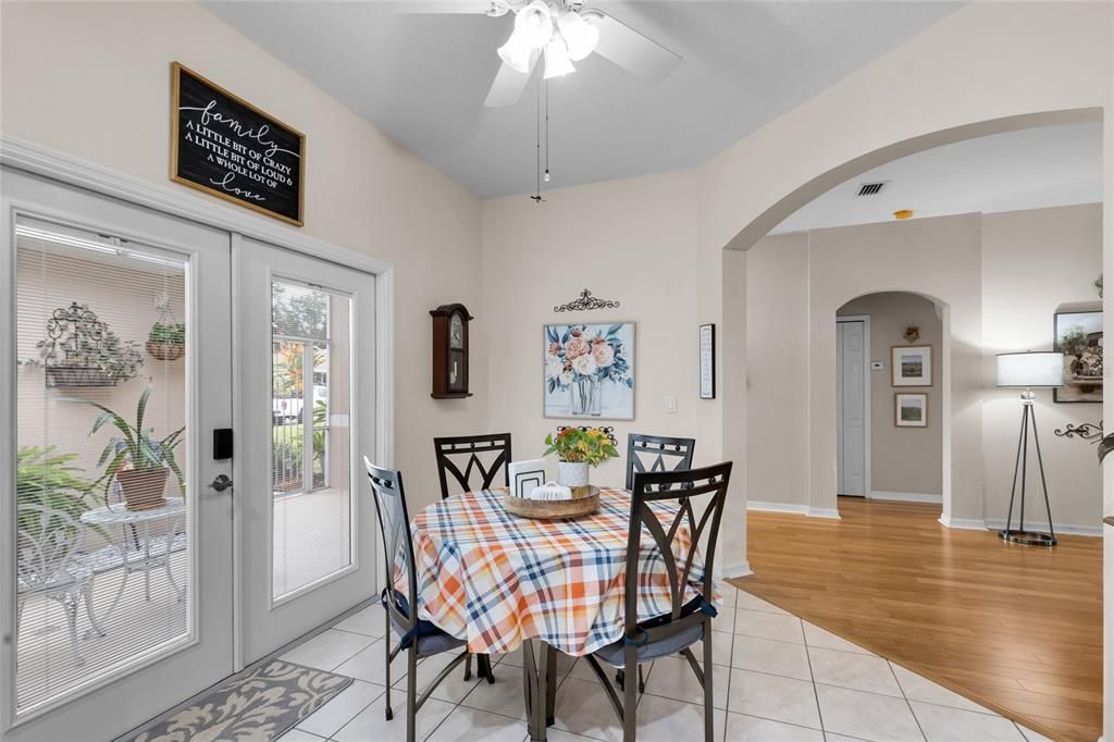 For Sale: $368,000 (3 beds, 2 baths, 1889 Square Feet)