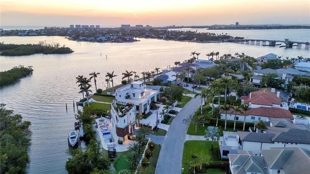 待售: $5,490,000 (4 贝兹, 3 浴室, 3294 平方英尺)