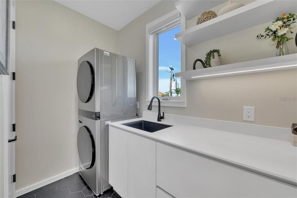 待售: $5,490,000 (4 贝兹, 3 浴室, 3294 平方英尺)