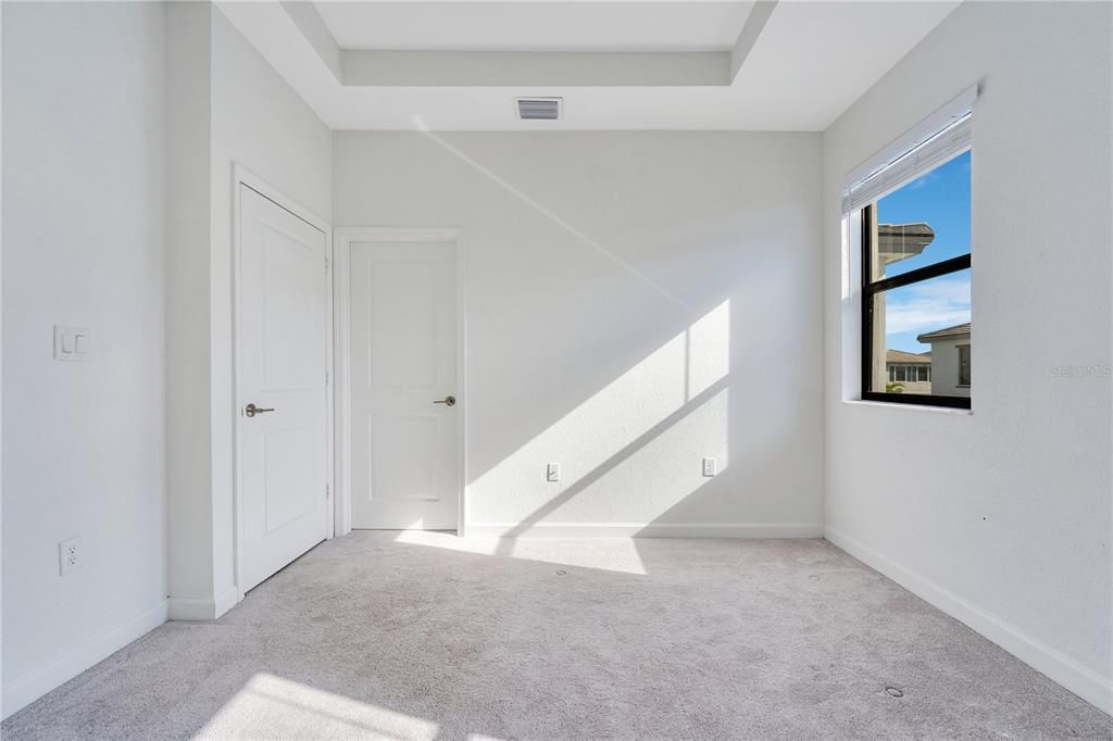 For Sale: $370,000 (3 beds, 2 baths, 1331 Square Feet)