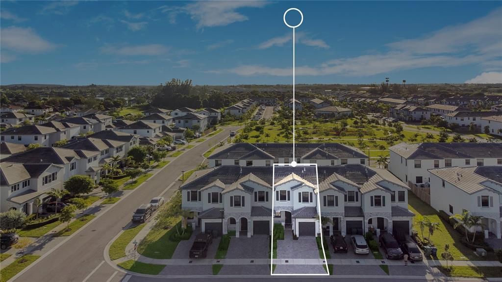 For Sale: $370,000 (3 beds, 2 baths, 1331 Square Feet)