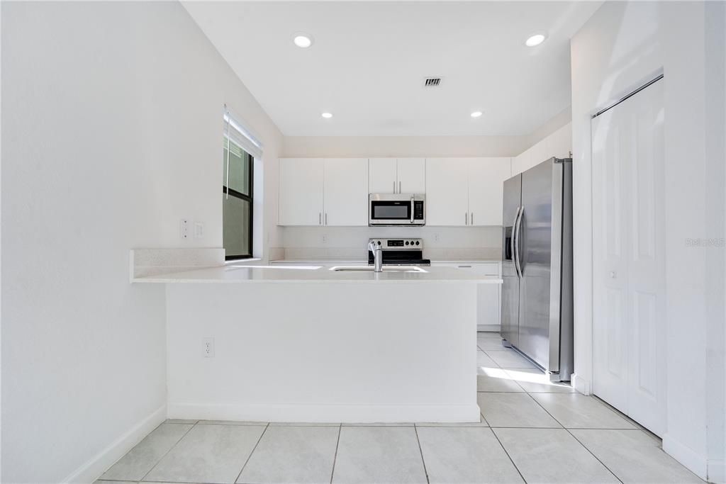 For Sale: $370,000 (3 beds, 2 baths, 1331 Square Feet)