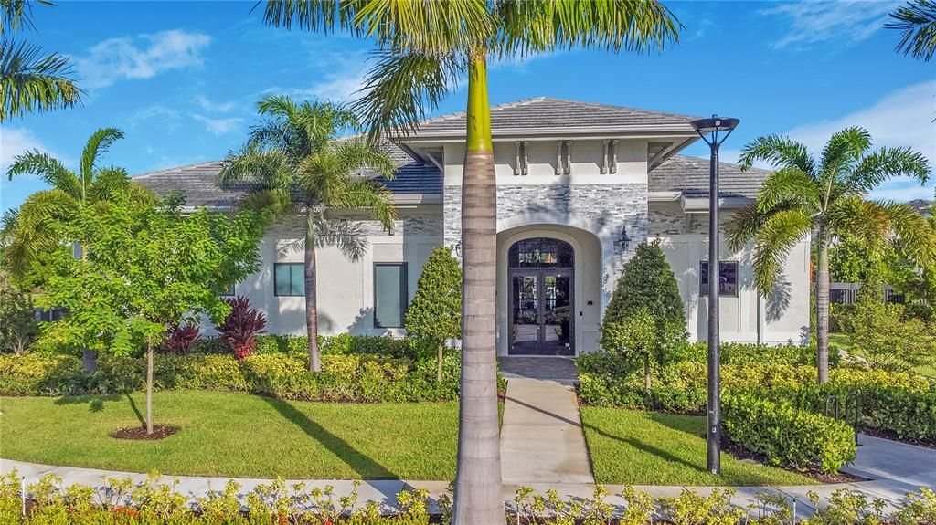 For Sale: $370,000 (3 beds, 2 baths, 1331 Square Feet)