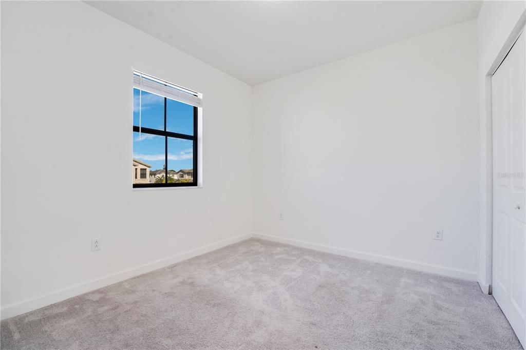 For Sale: $370,000 (3 beds, 2 baths, 1331 Square Feet)