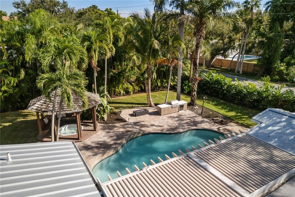 Activo con contrato: $1,990,000 (4 camas, 3 baños, 2379 Pies cuadrados)