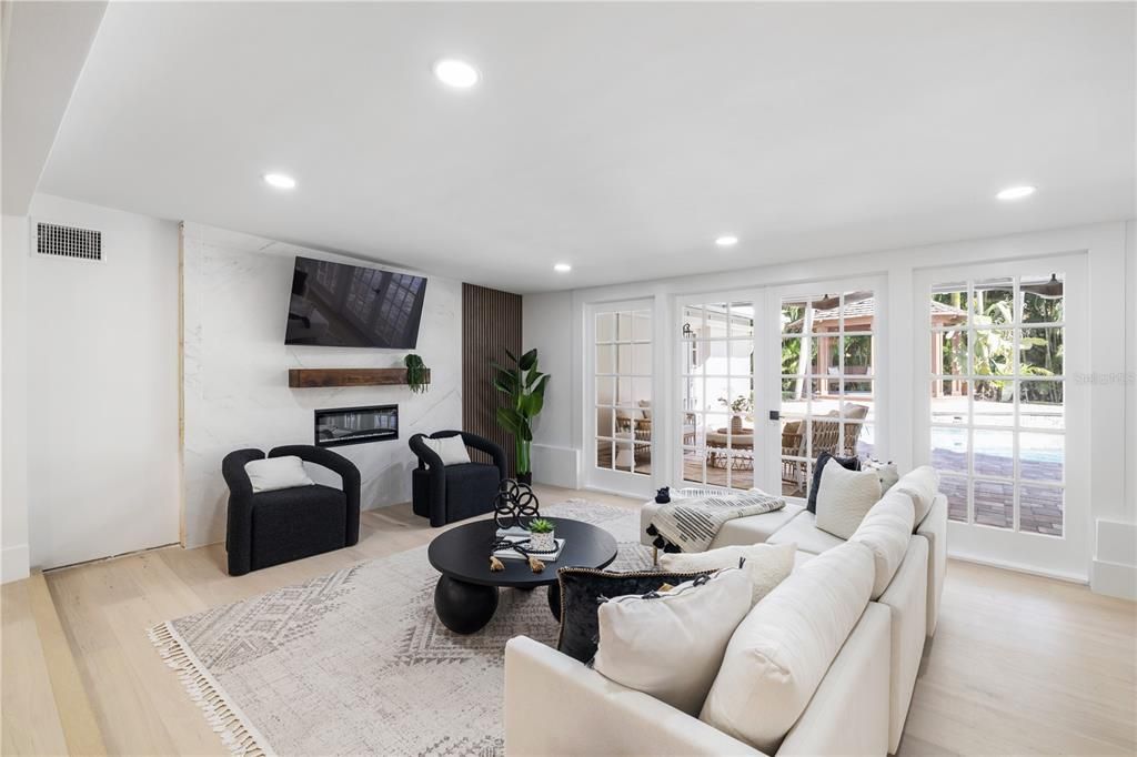 Activo con contrato: $1,990,000 (4 camas, 3 baños, 2379 Pies cuadrados)