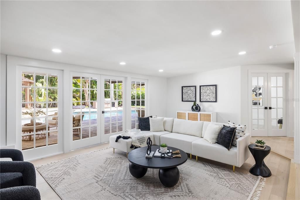 Activo con contrato: $1,990,000 (4 camas, 3 baños, 2379 Pies cuadrados)