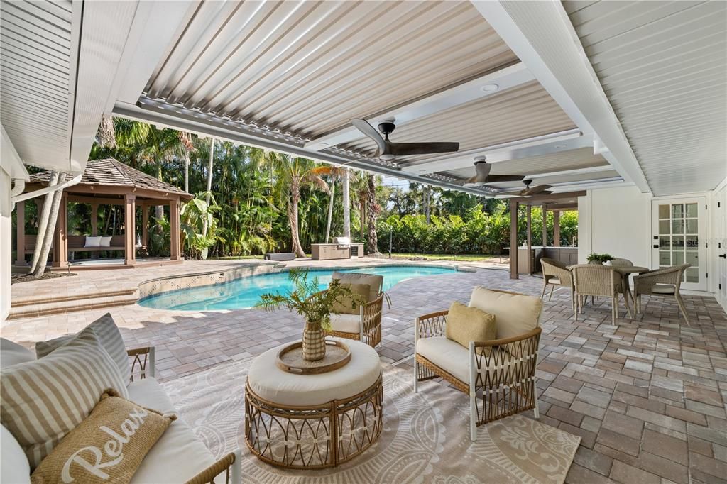 Activo con contrato: $1,990,000 (4 camas, 3 baños, 2379 Pies cuadrados)