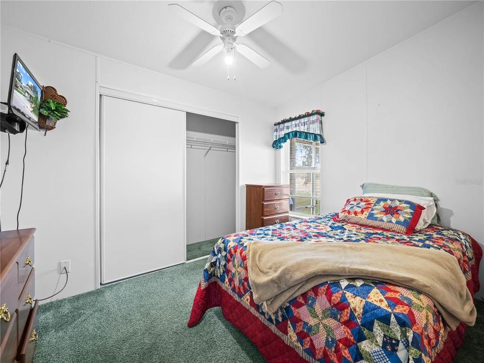 For Sale: $160,000 (2 beds, 2 baths, 864 Square Feet)