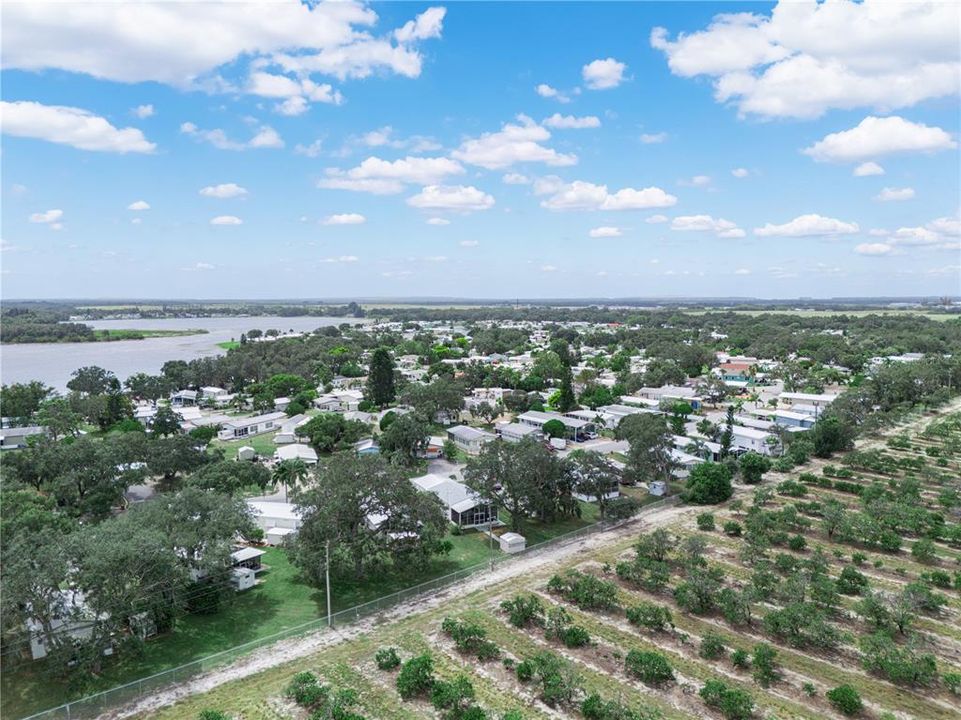 For Sale: $160,000 (2 beds, 2 baths, 864 Square Feet)