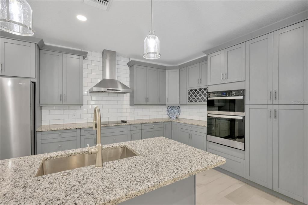 For Sale: $697,000 (4 beds, 3 baths, 2815 Square Feet)