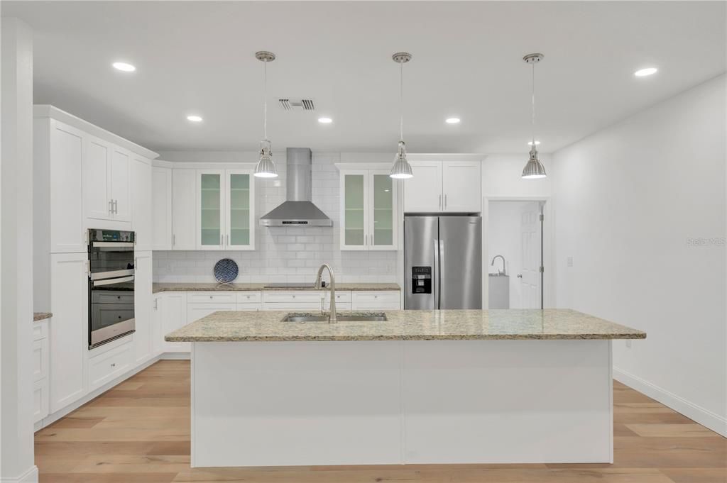 For Sale: $697,000 (4 beds, 3 baths, 2815 Square Feet)