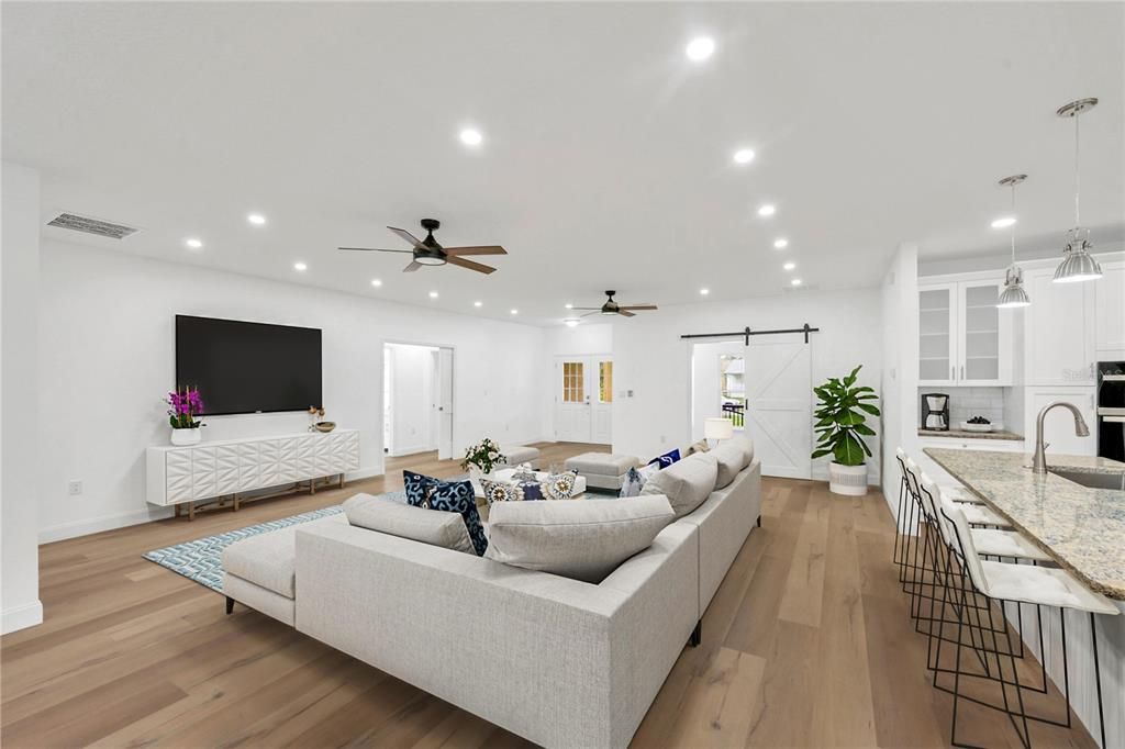 For Sale: $697,000 (4 beds, 3 baths, 2815 Square Feet)