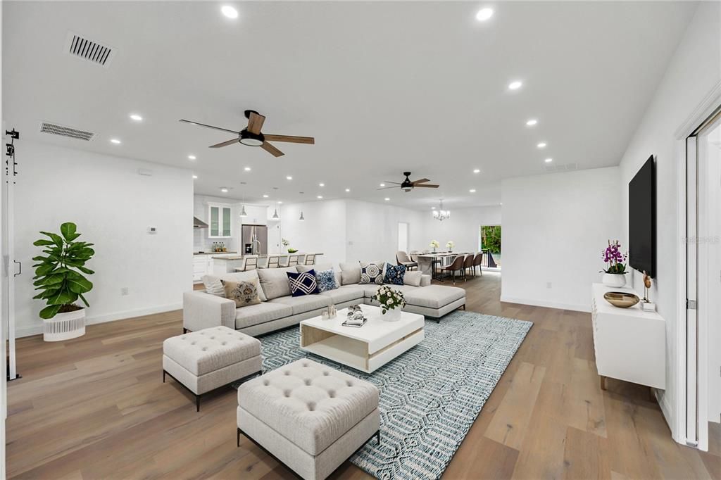 For Sale: $697,000 (4 beds, 3 baths, 2815 Square Feet)