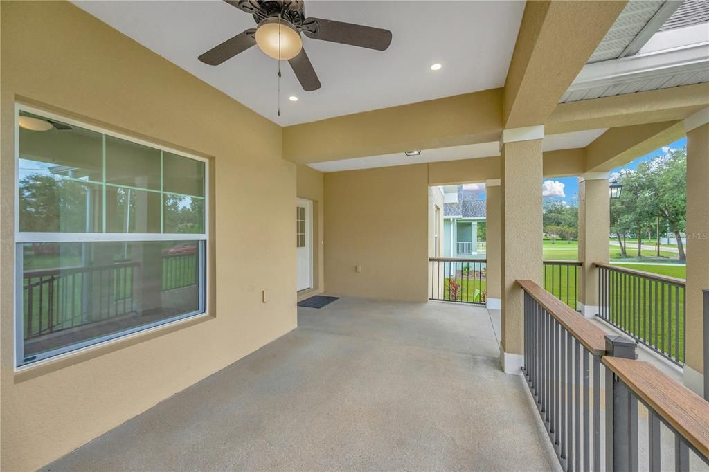 For Sale: $697,000 (4 beds, 3 baths, 2815 Square Feet)