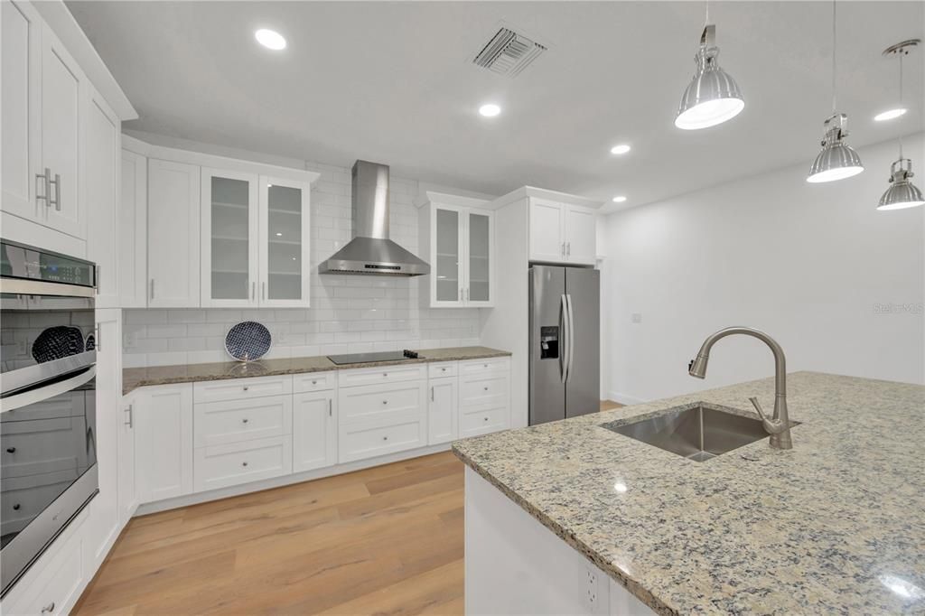 For Sale: $697,000 (4 beds, 3 baths, 2815 Square Feet)